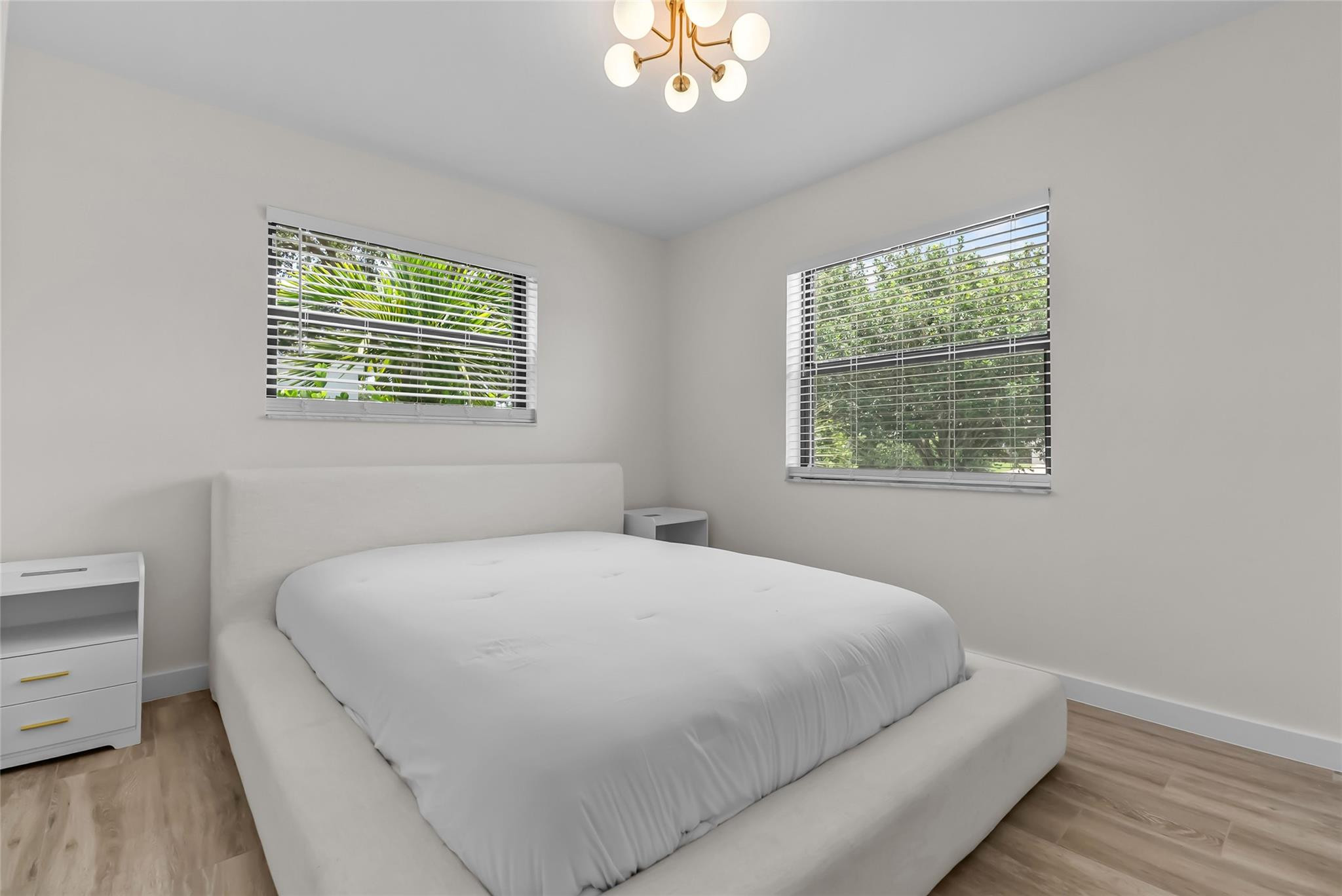 NORTH PALM BEACH VILLAGE OF 4 - Residential Lease