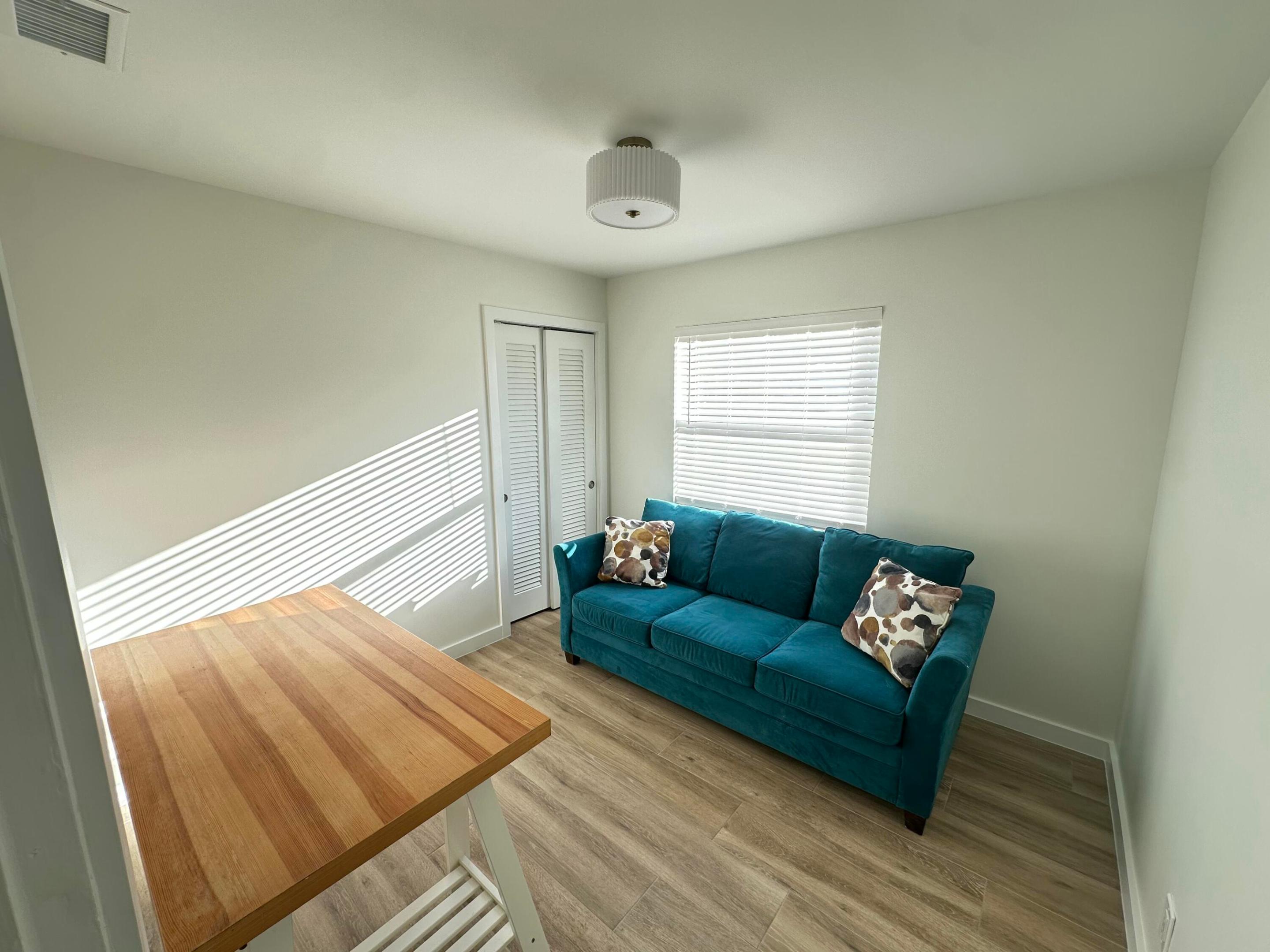 NORTH PALM BEACH VILLAGE OF 4 - Residential Lease