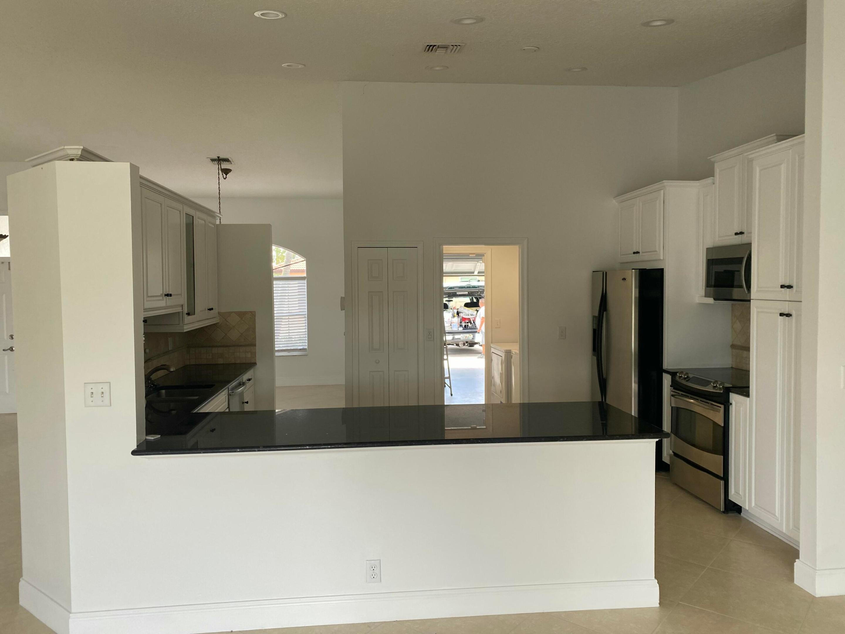 CYPRESS CREEK COUNTRY CLUB SW QUAD - Residential Lease