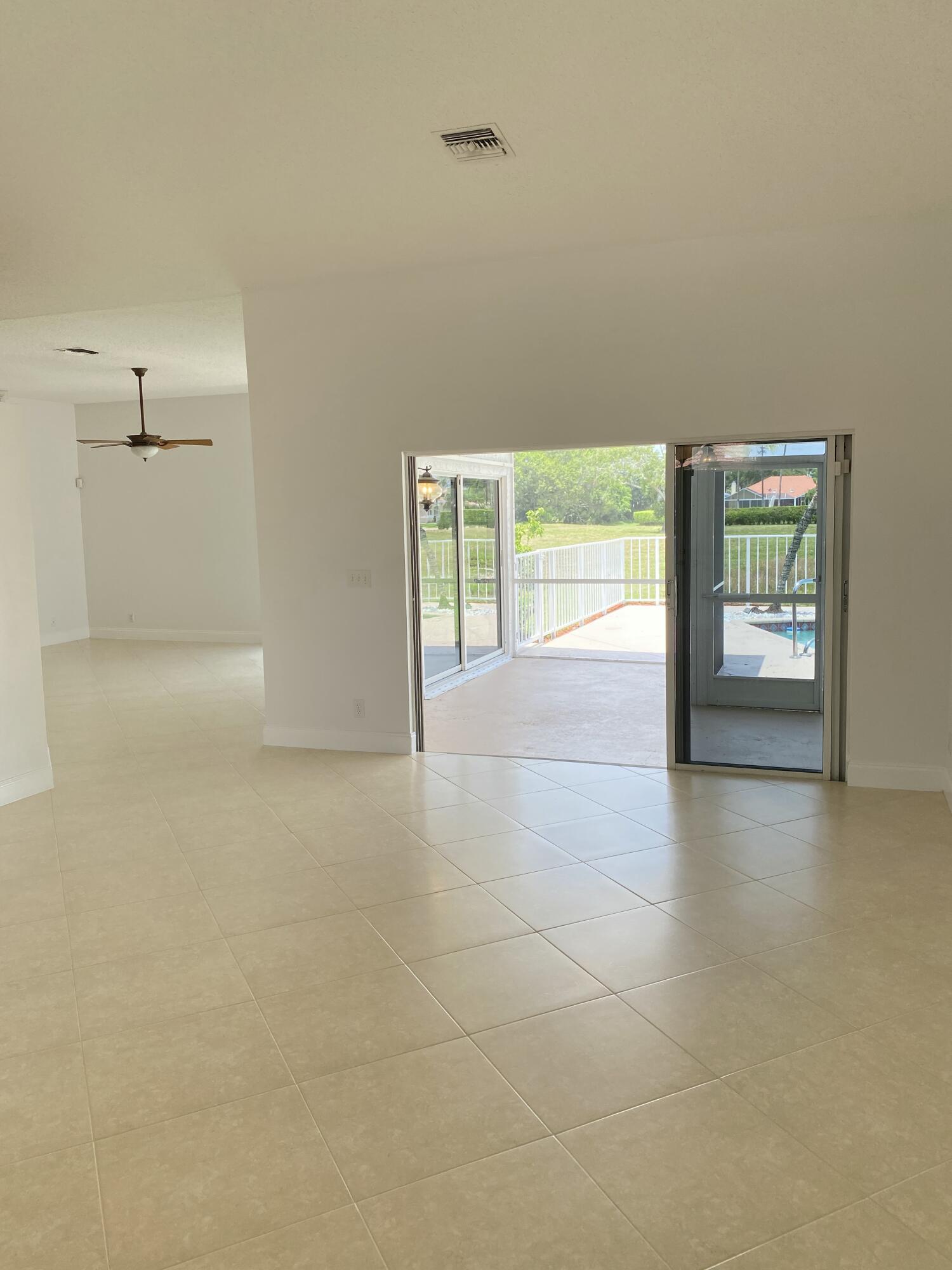 CYPRESS CREEK COUNTRY CLUB SW QUAD - Residential Lease