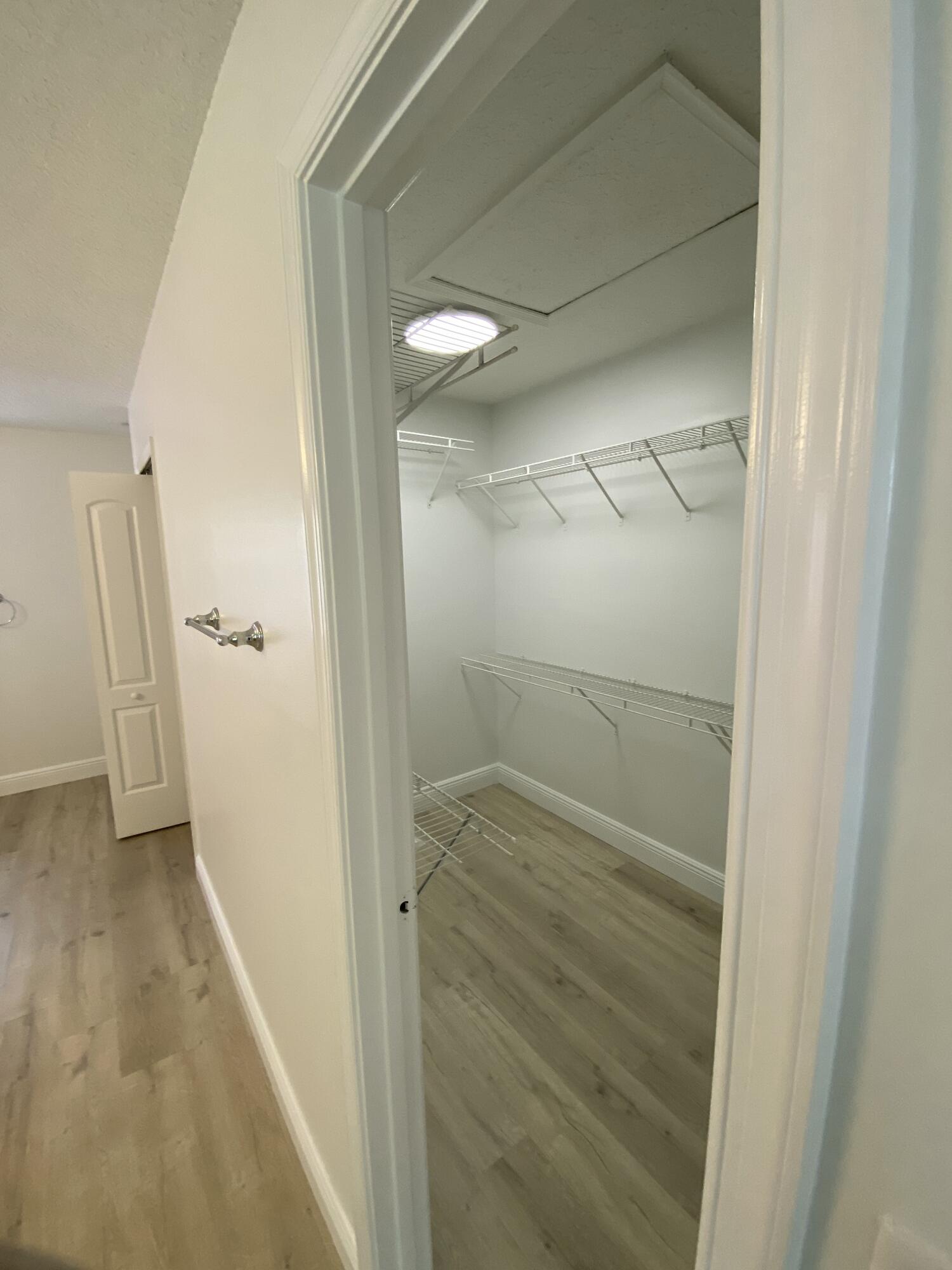 CYPRESS CREEK COUNTRY CLUB SW QUAD - Residential Lease