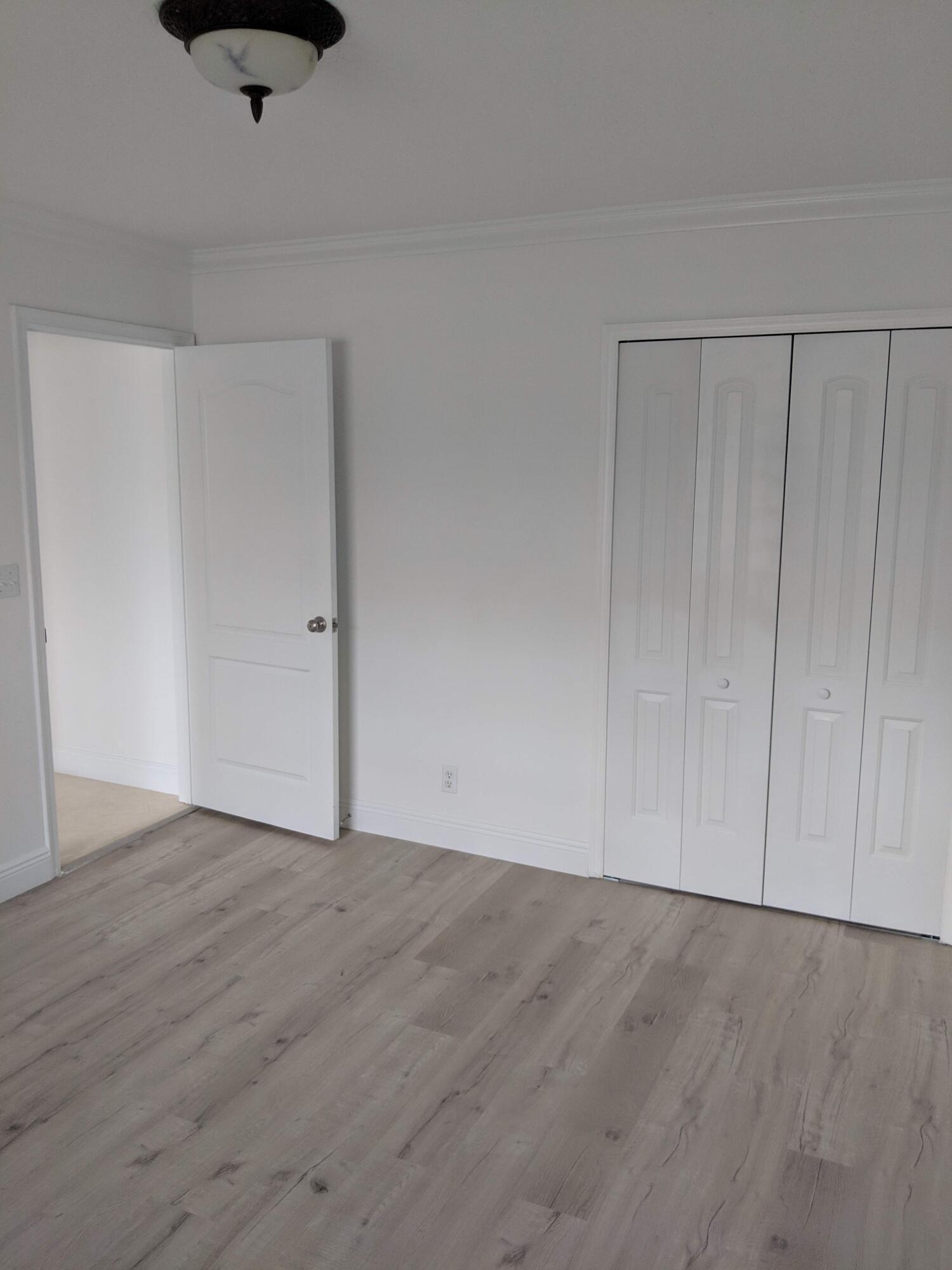 CYPRESS CREEK COUNTRY CLUB SW QUAD - Residential Lease