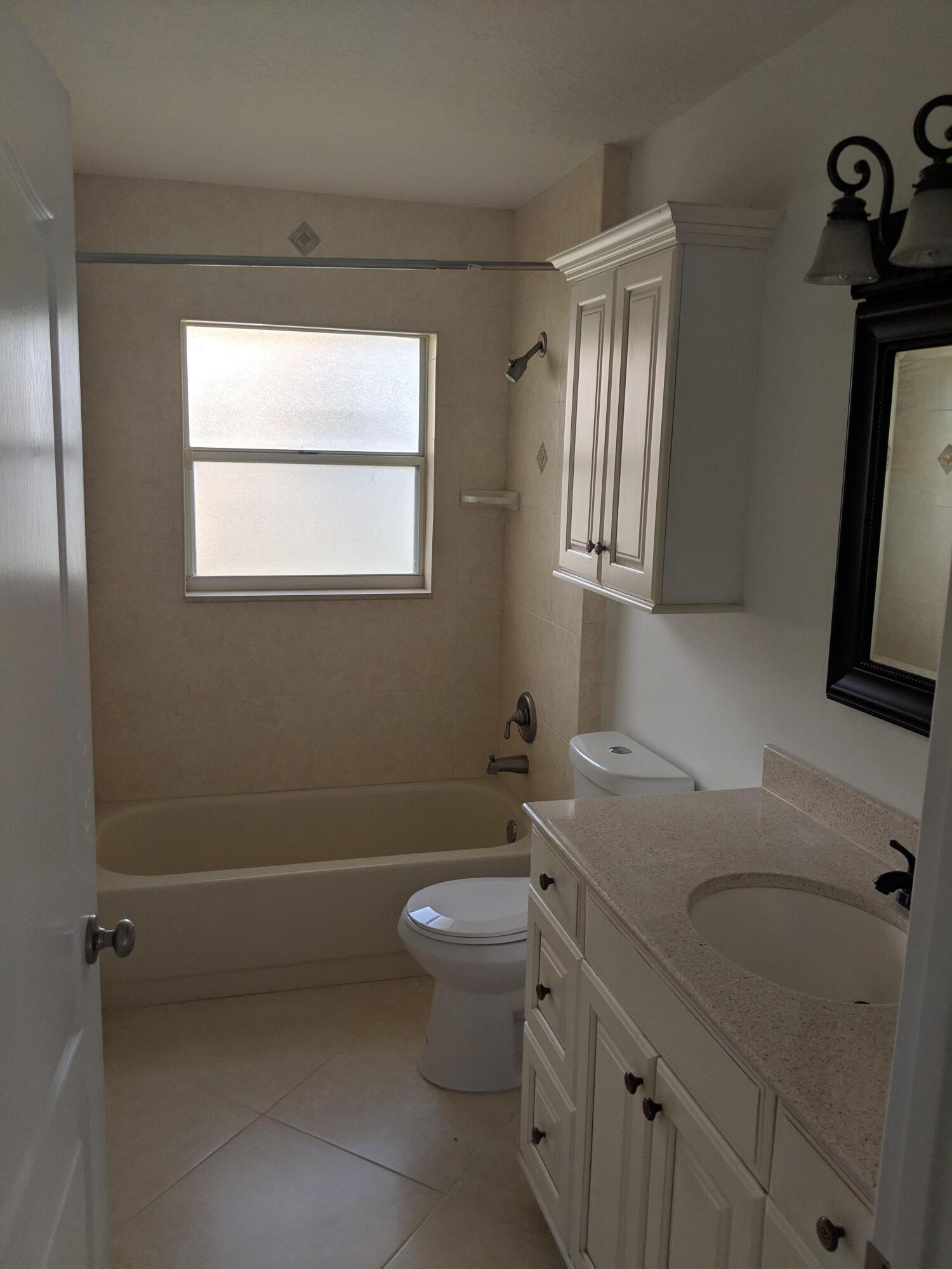 CYPRESS CREEK COUNTRY CLUB SW QUAD - Residential Lease