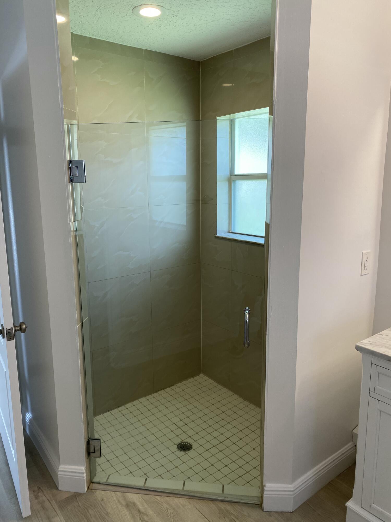 CYPRESS CREEK COUNTRY CLUB SW QUAD - Residential Lease