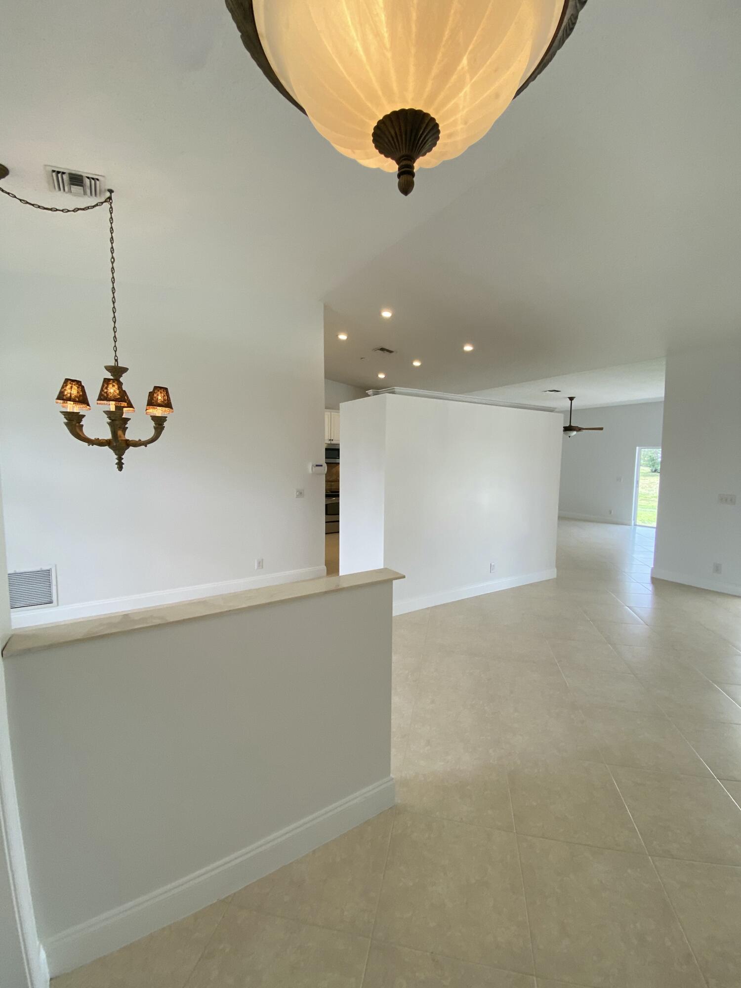 CYPRESS CREEK COUNTRY CLUB SW QUAD - Residential Lease