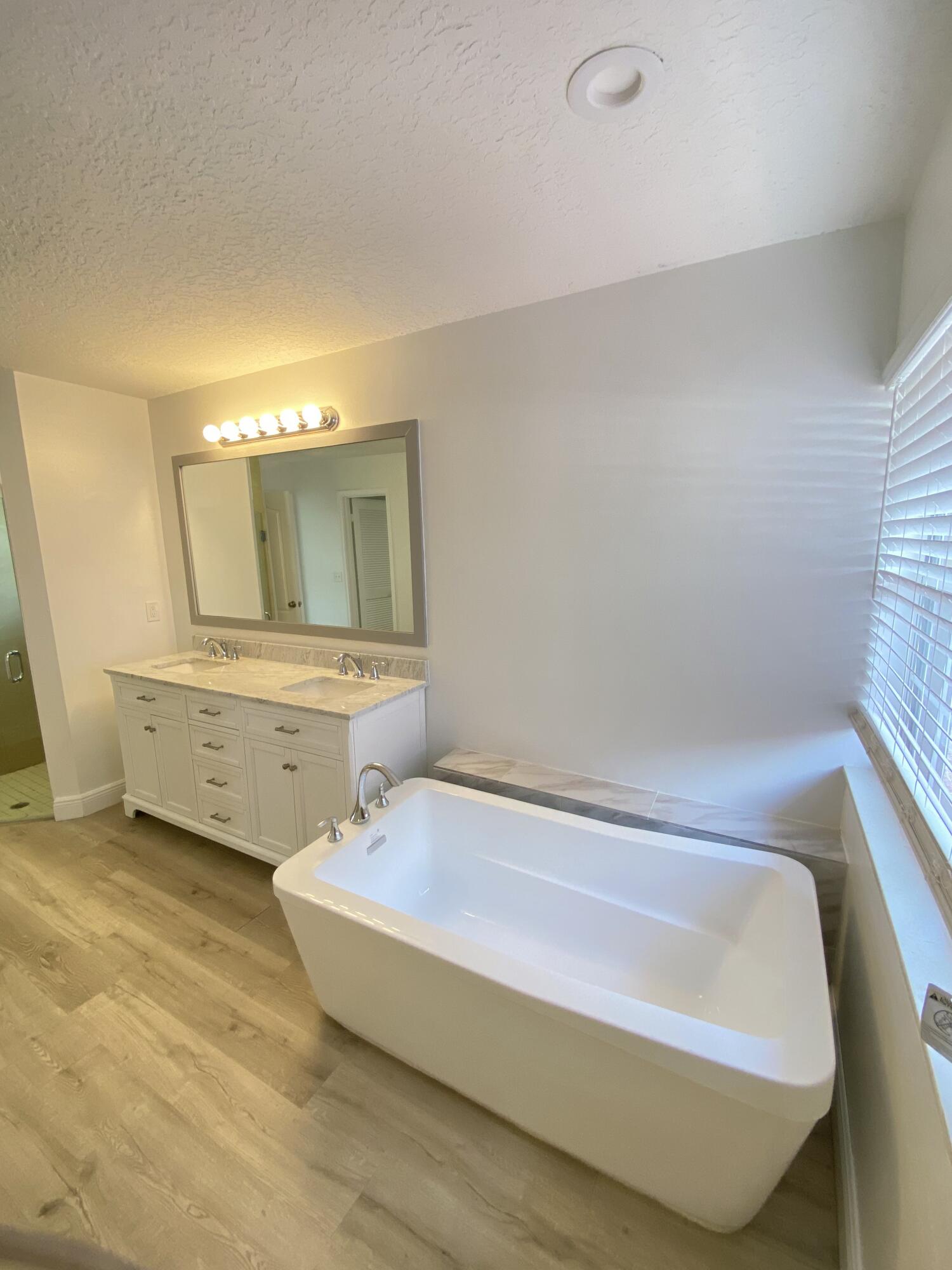 CYPRESS CREEK COUNTRY CLUB SW QUAD - Residential Lease