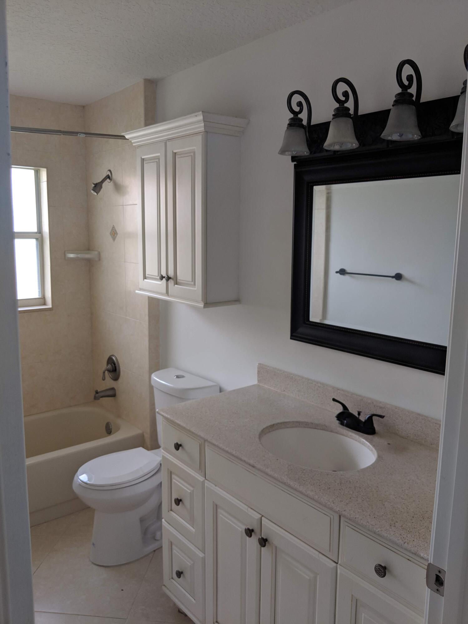 CYPRESS CREEK COUNTRY CLUB SW QUAD - Residential Lease