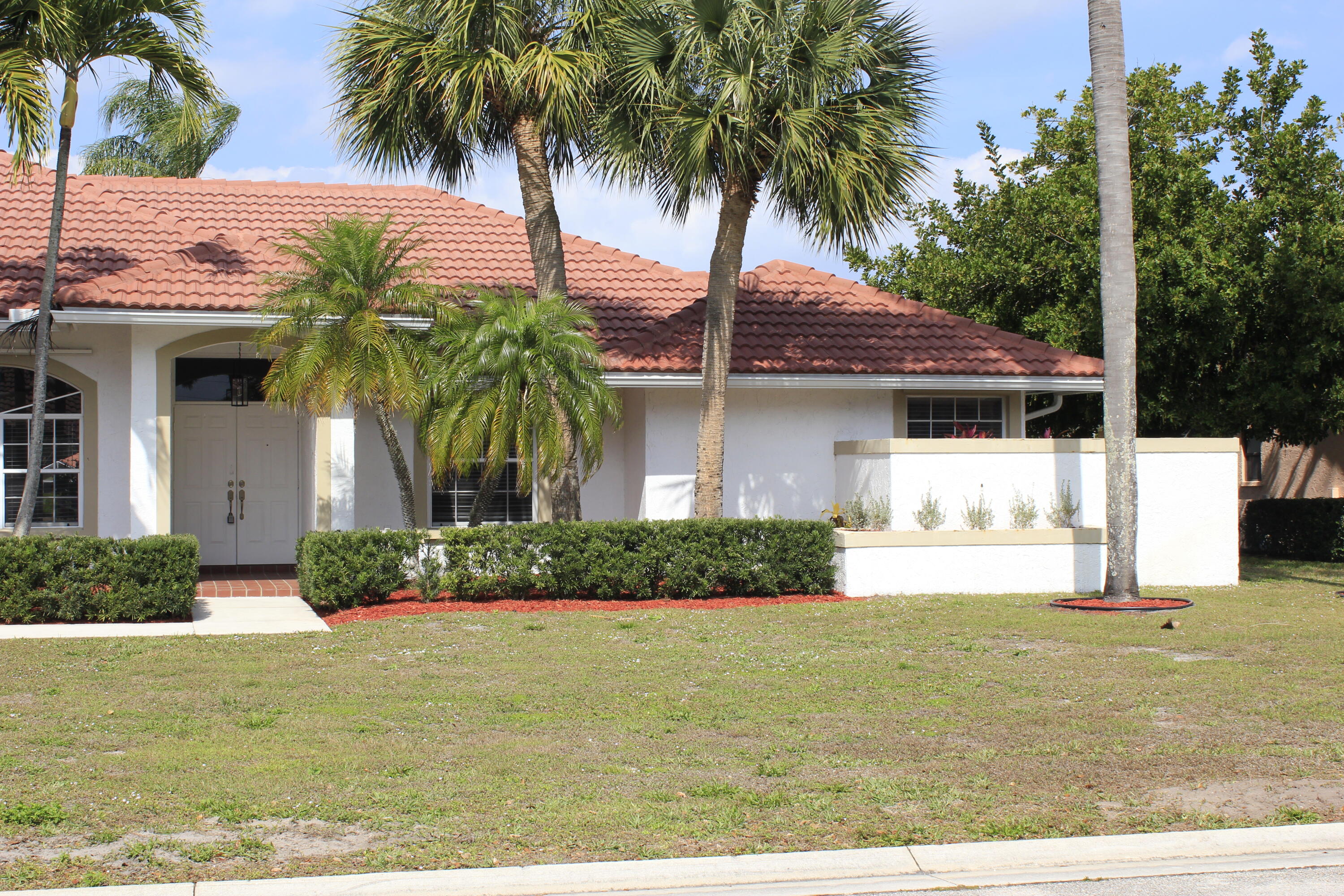 CYPRESS CREEK COUNTRY CLUB SW QUAD - Residential Lease
