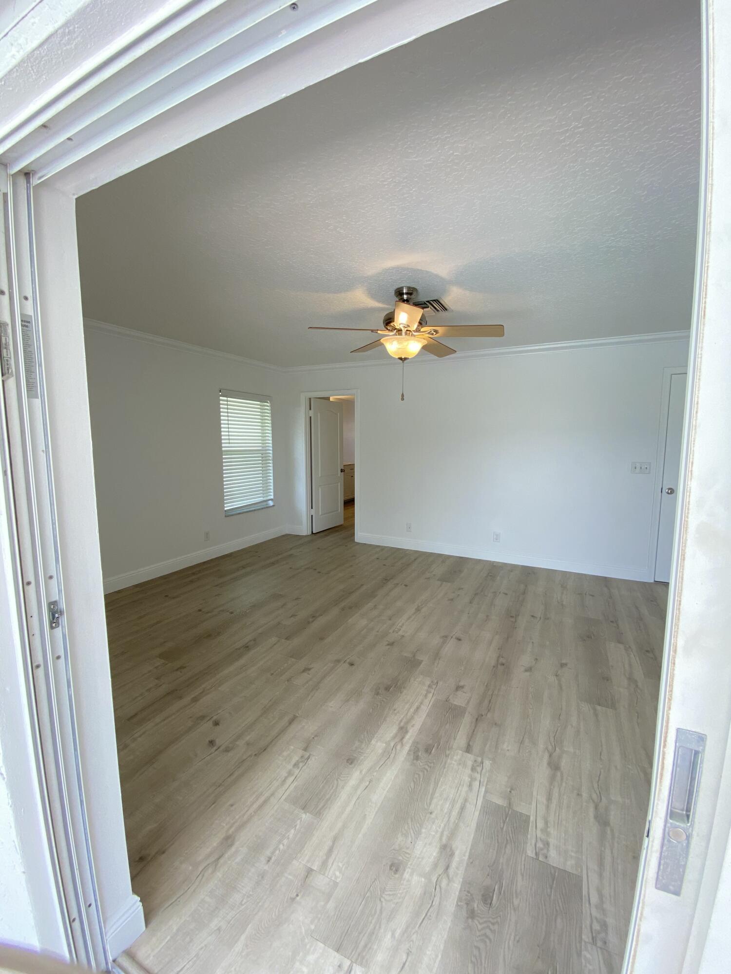 CYPRESS CREEK COUNTRY CLUB SW QUAD - Residential Lease