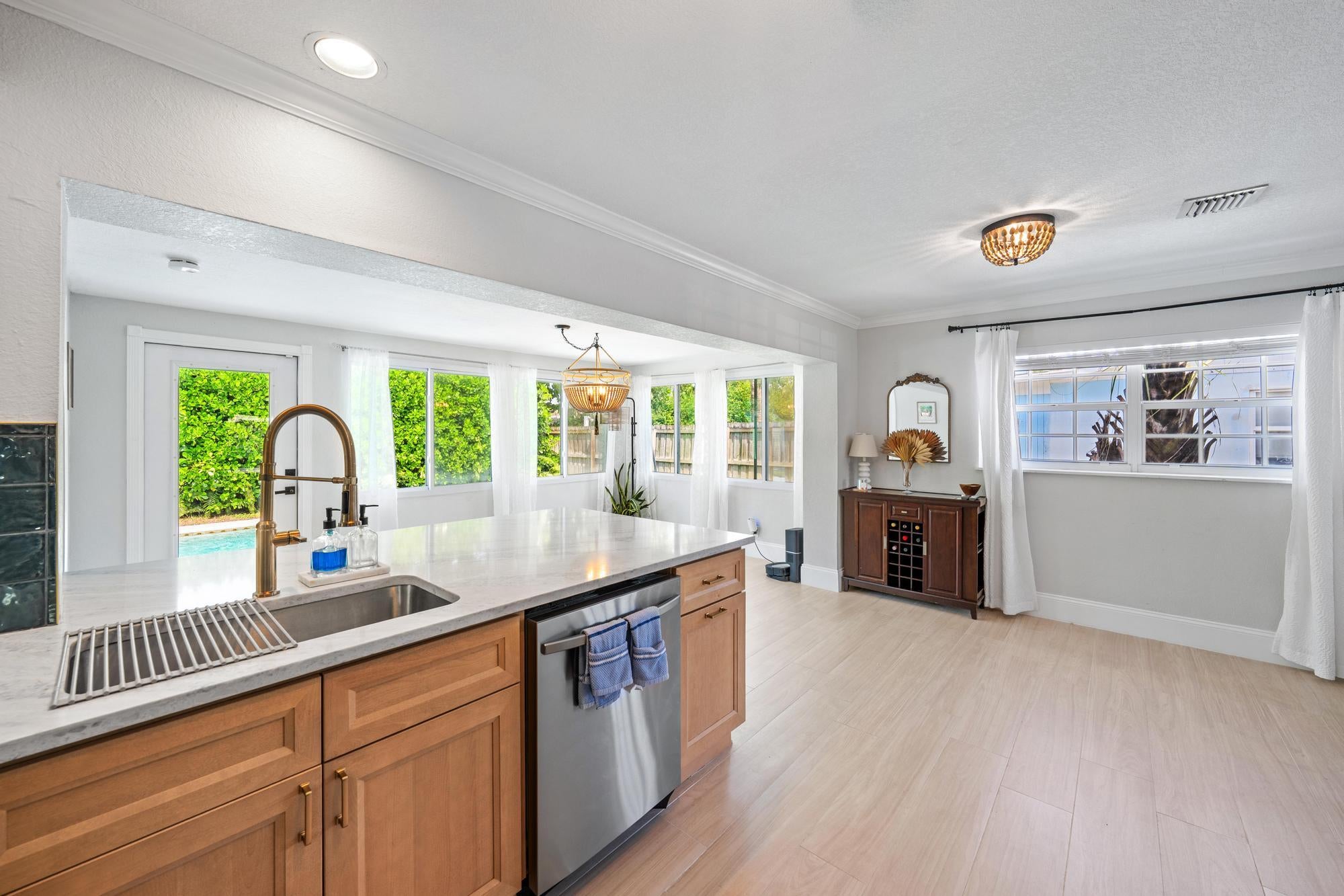 511 Ivy Avenue