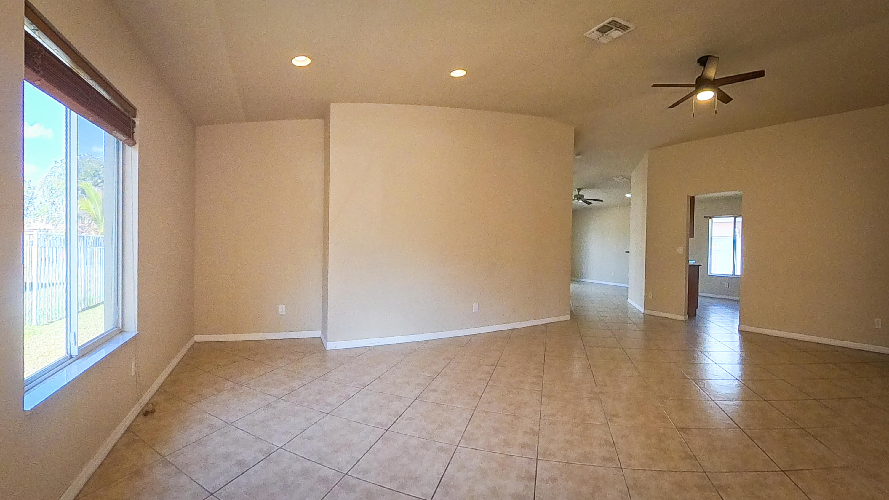 2142 SW Newport Isles Boulevard