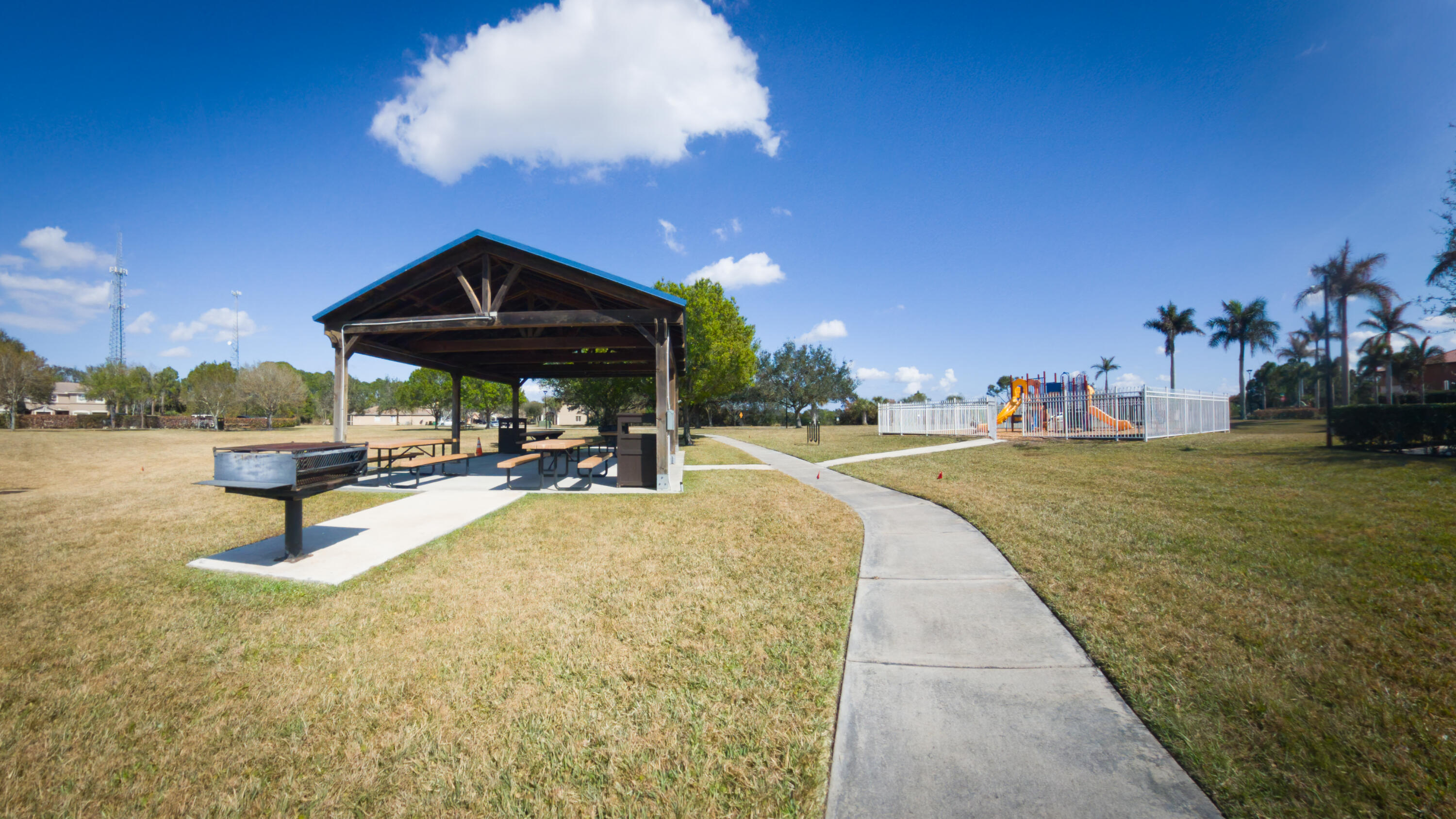 FOURTH  REPLAT OF PORTOFINO ISLES - Residential