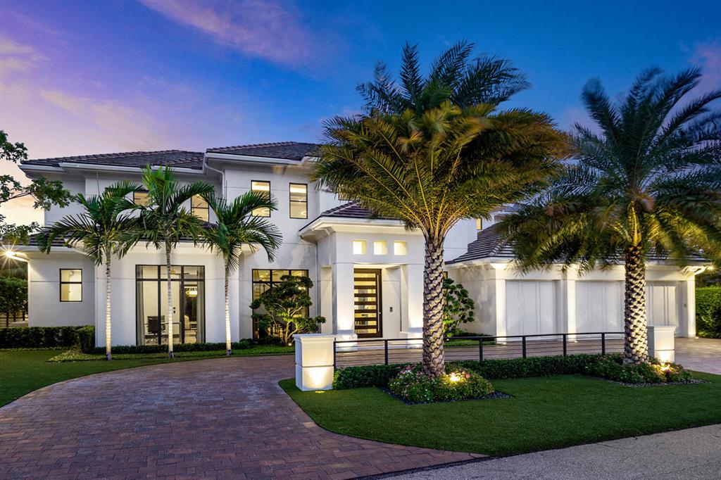 ROYAL PALM YACHT & COUNTRY CLUB - Residential