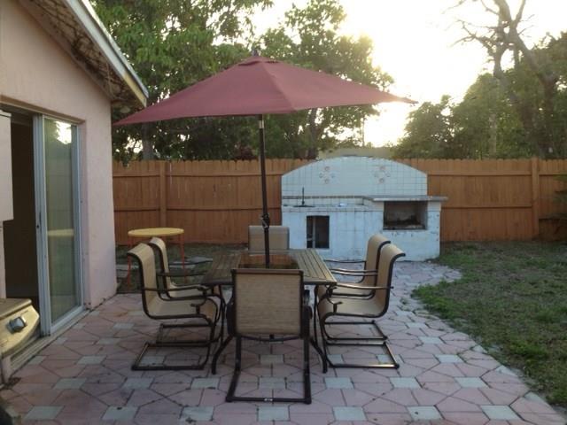 Delray Manors - Residential Lease