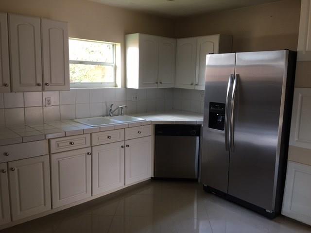 Delray Manors - Residential Lease