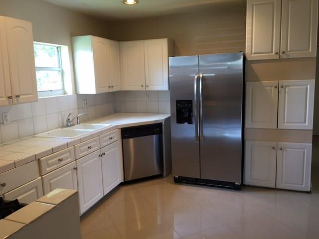 Delray Manors - Residential Lease