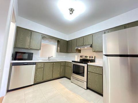 Photo of 2302 Sunrise Boulevard #202, Fort Pierce, FL 34982 (MLS # R11138434)