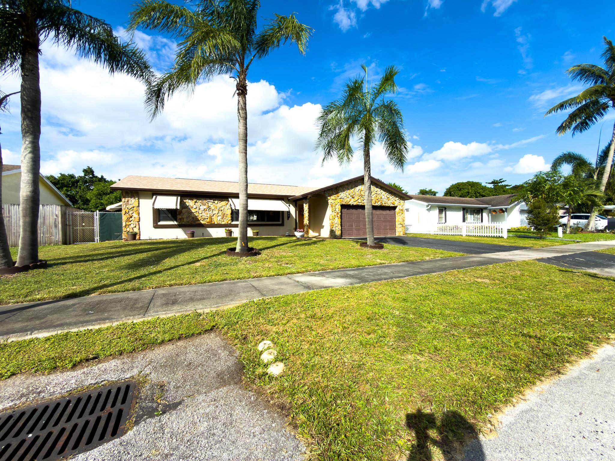 Palm-Aire At Coconut Creek - Residential