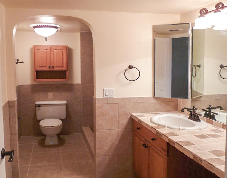 KENSINGTON WALK CONDO - Residential Lease