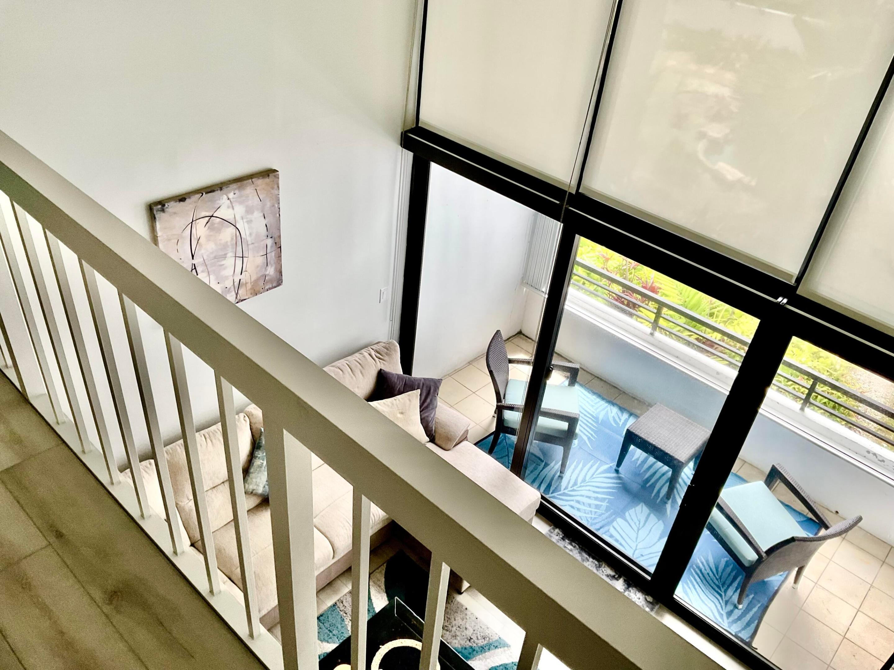 MAYFAIR HOUSE CONDO - Residential