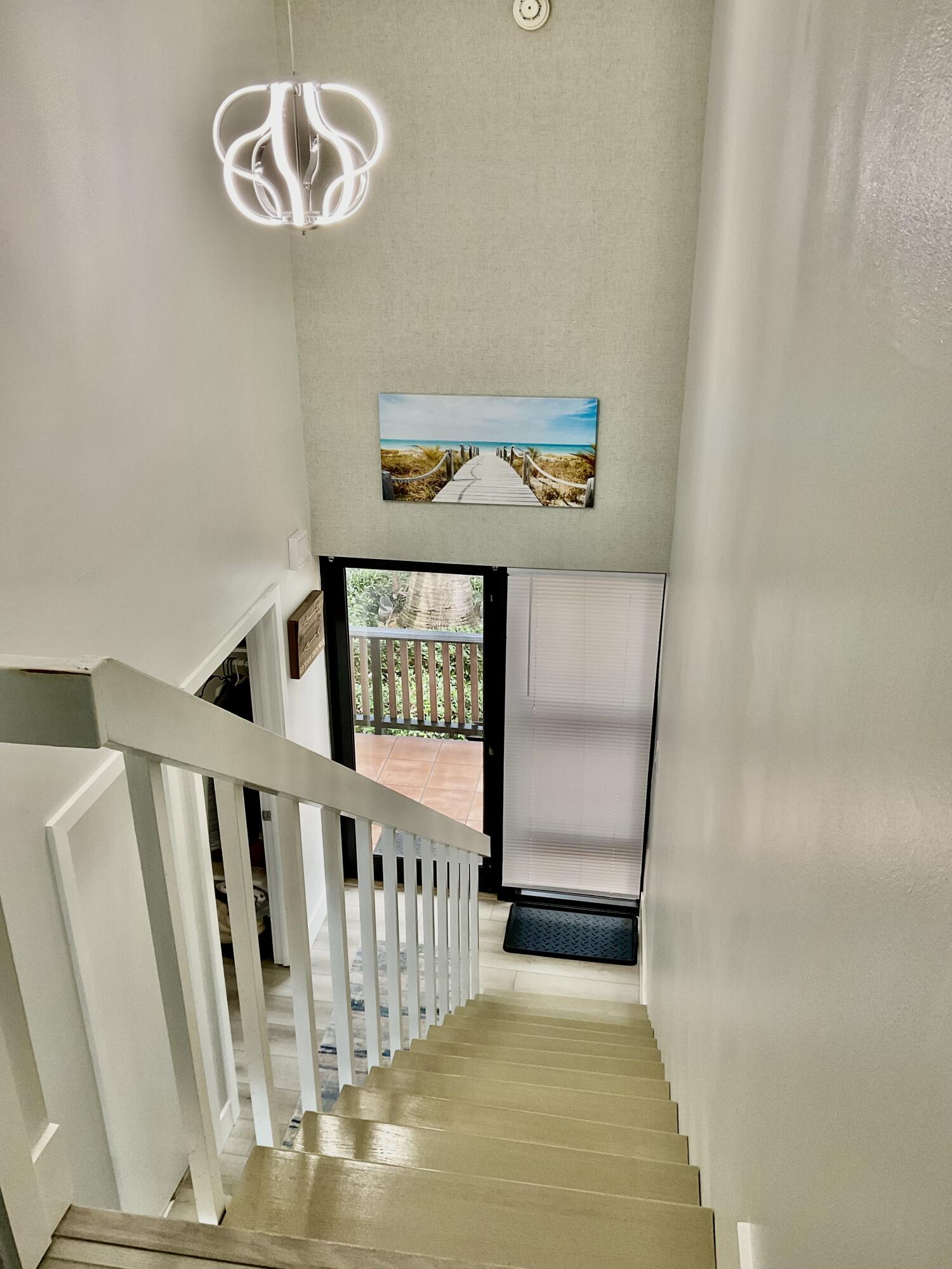 MAYFAIR HOUSE CONDO - Residential