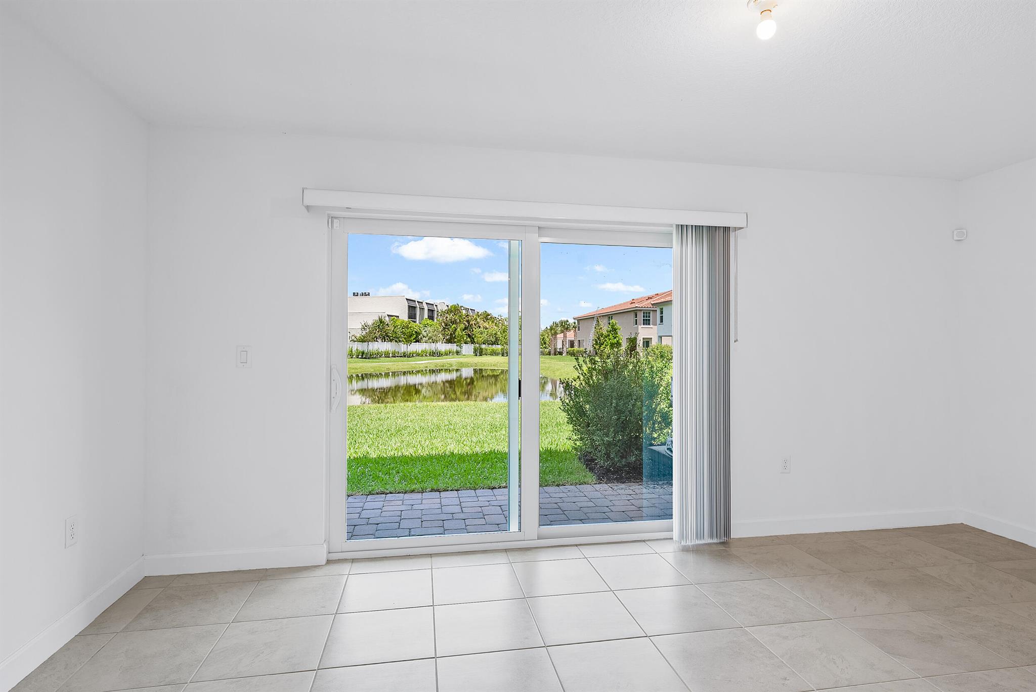LAKEWOOD COVE - Residential Lease