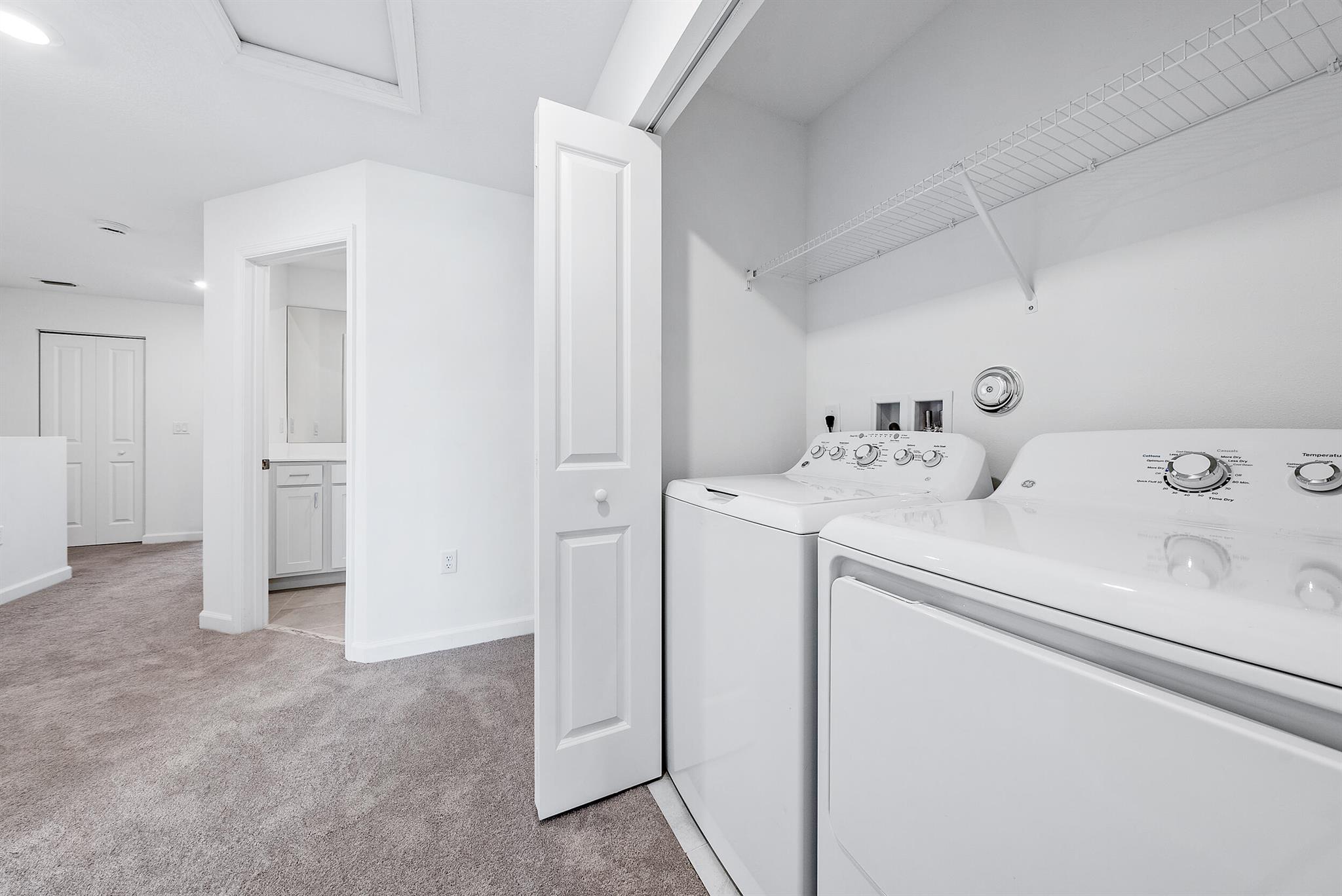 LAKEWOOD COVE - Residential Lease