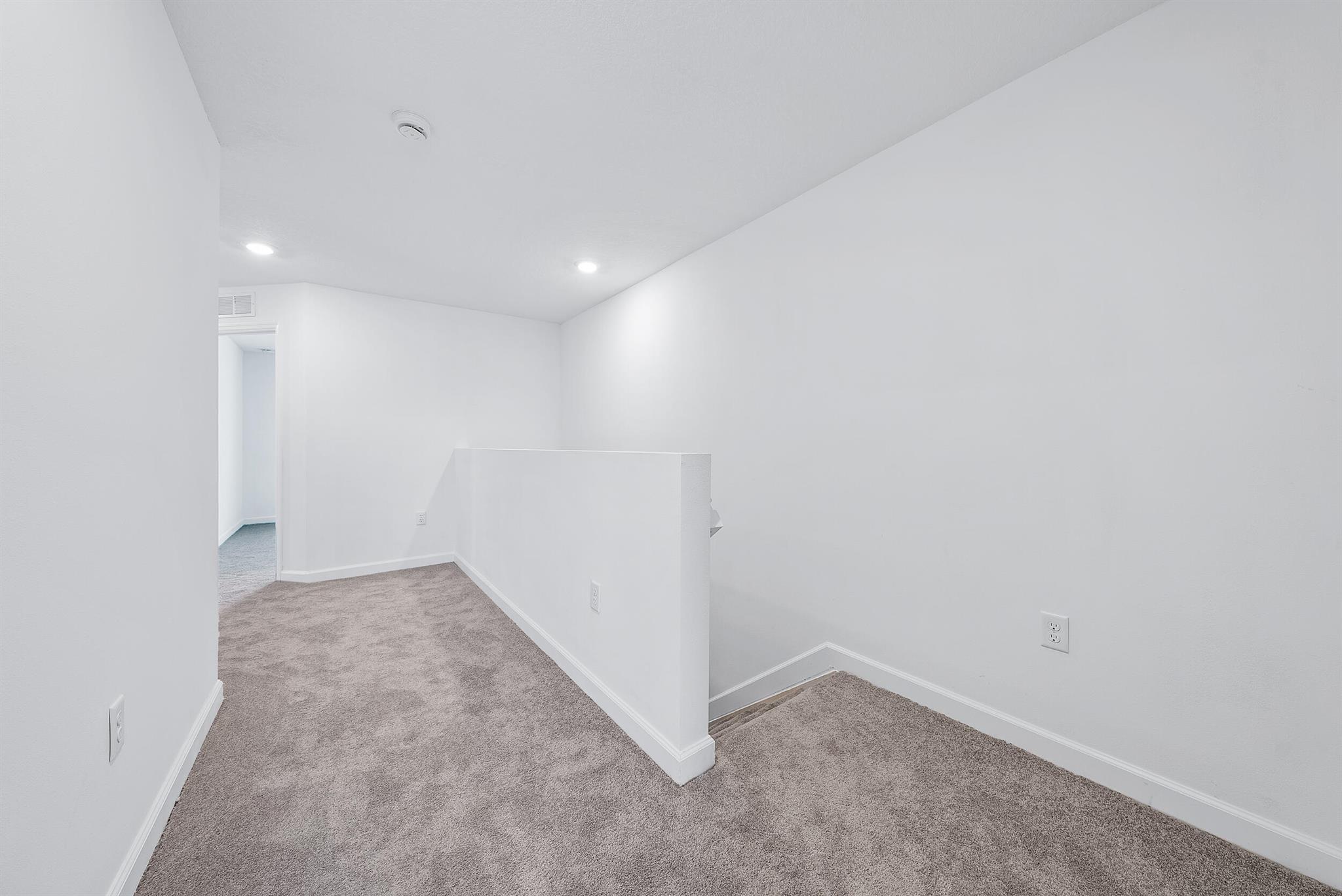 LAKEWOOD COVE - Residential Lease