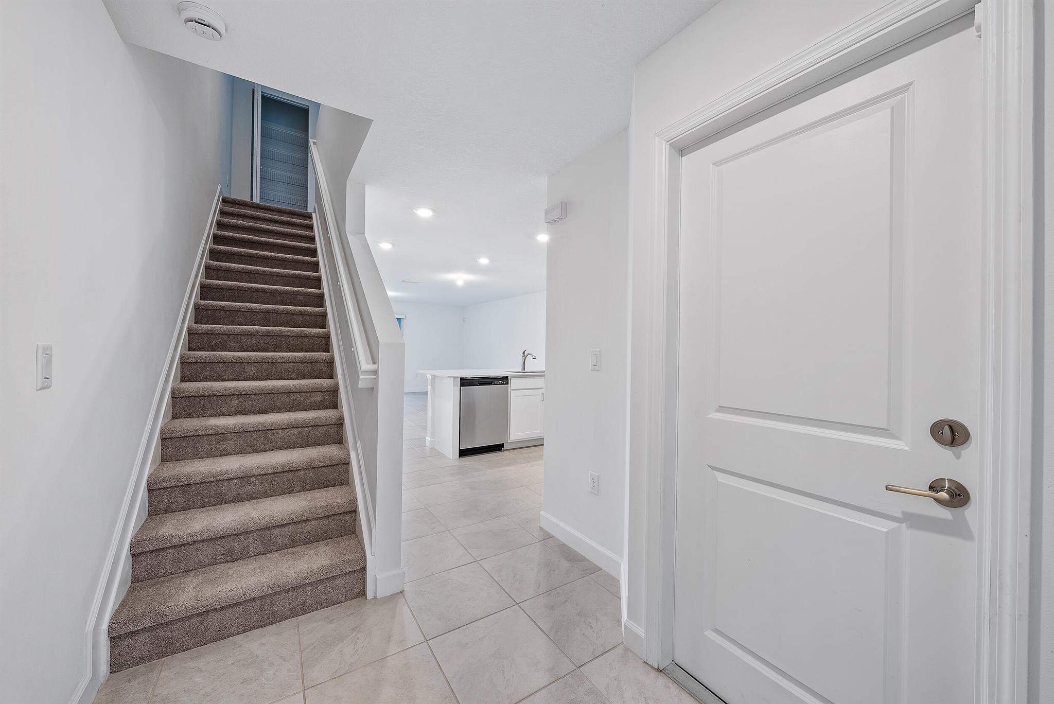 LAKEWOOD COVE - Residential Lease