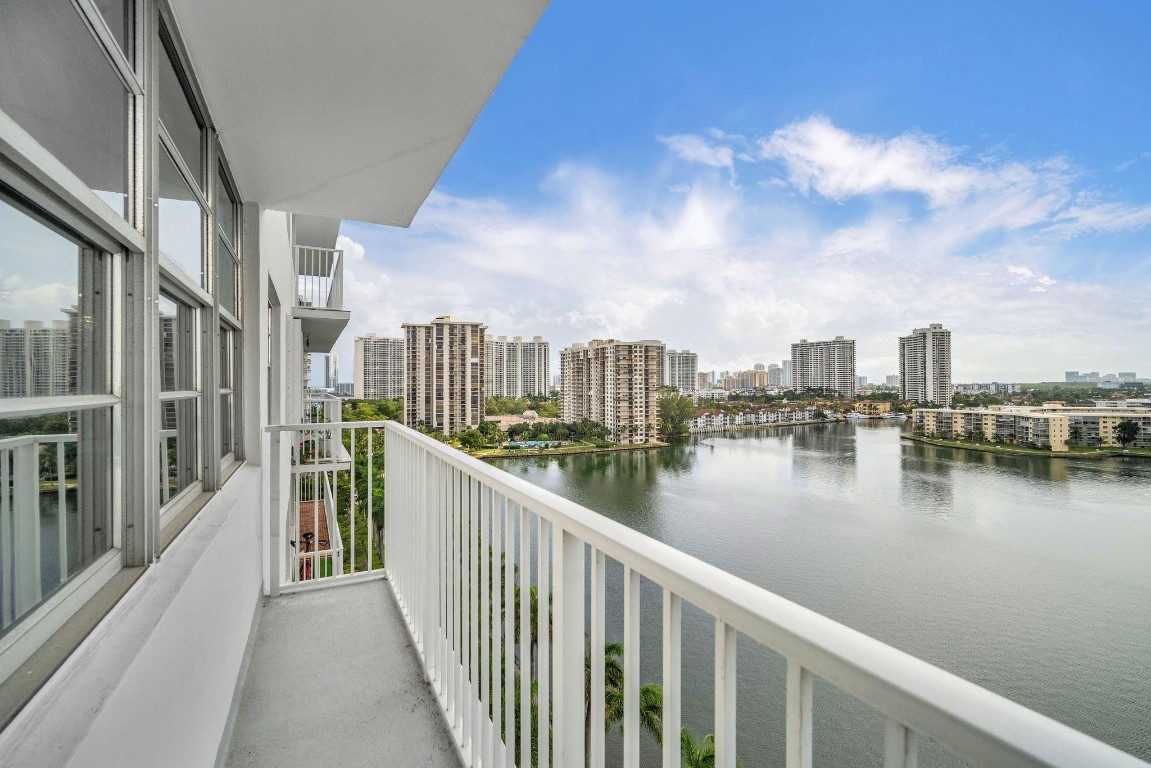 Admirals Port - Residential