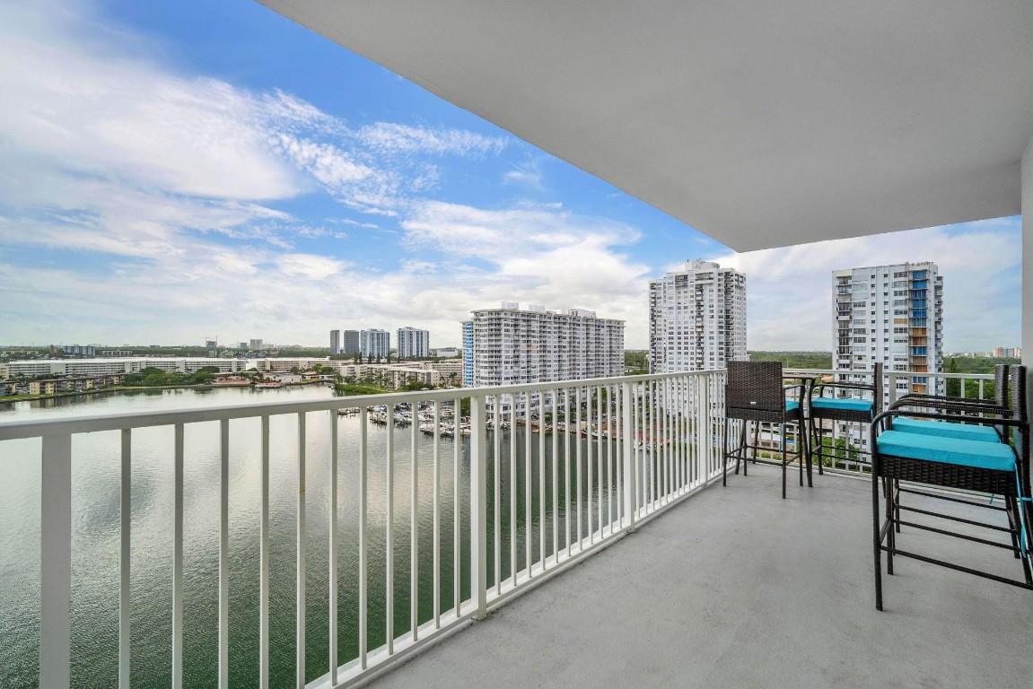 Admirals Port - Residential