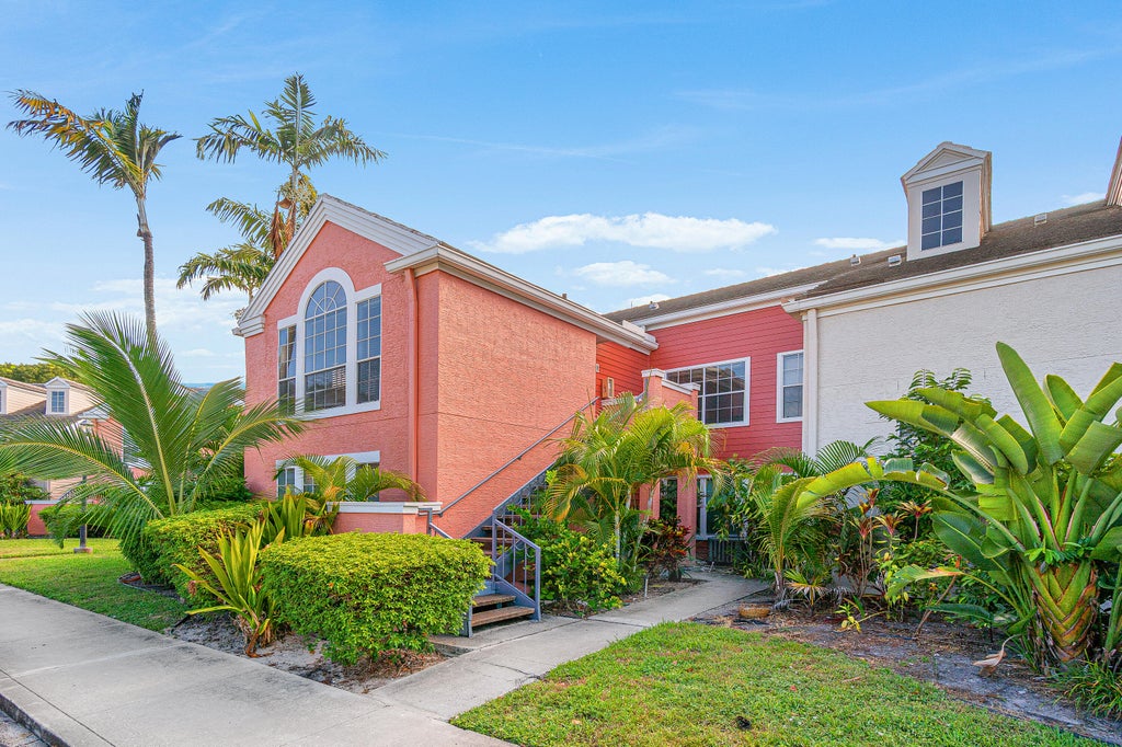 Photo of 1345 CRYSTAL Way #B, Delray Beach, FL 33444 (MLS # B26069309)