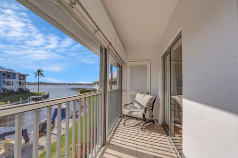 1858 SW Palm City Road 205 Stuart FL 34994