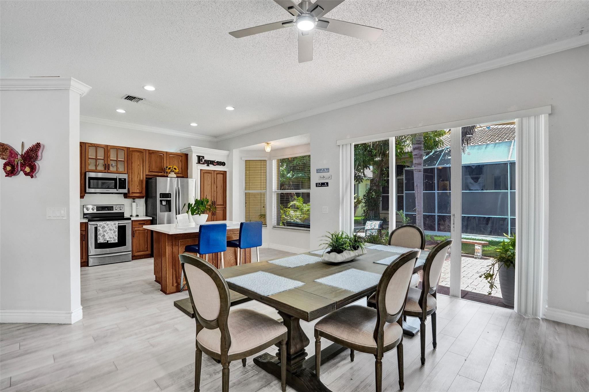 Pod 9 At Monarch Lakes 16 - Residential