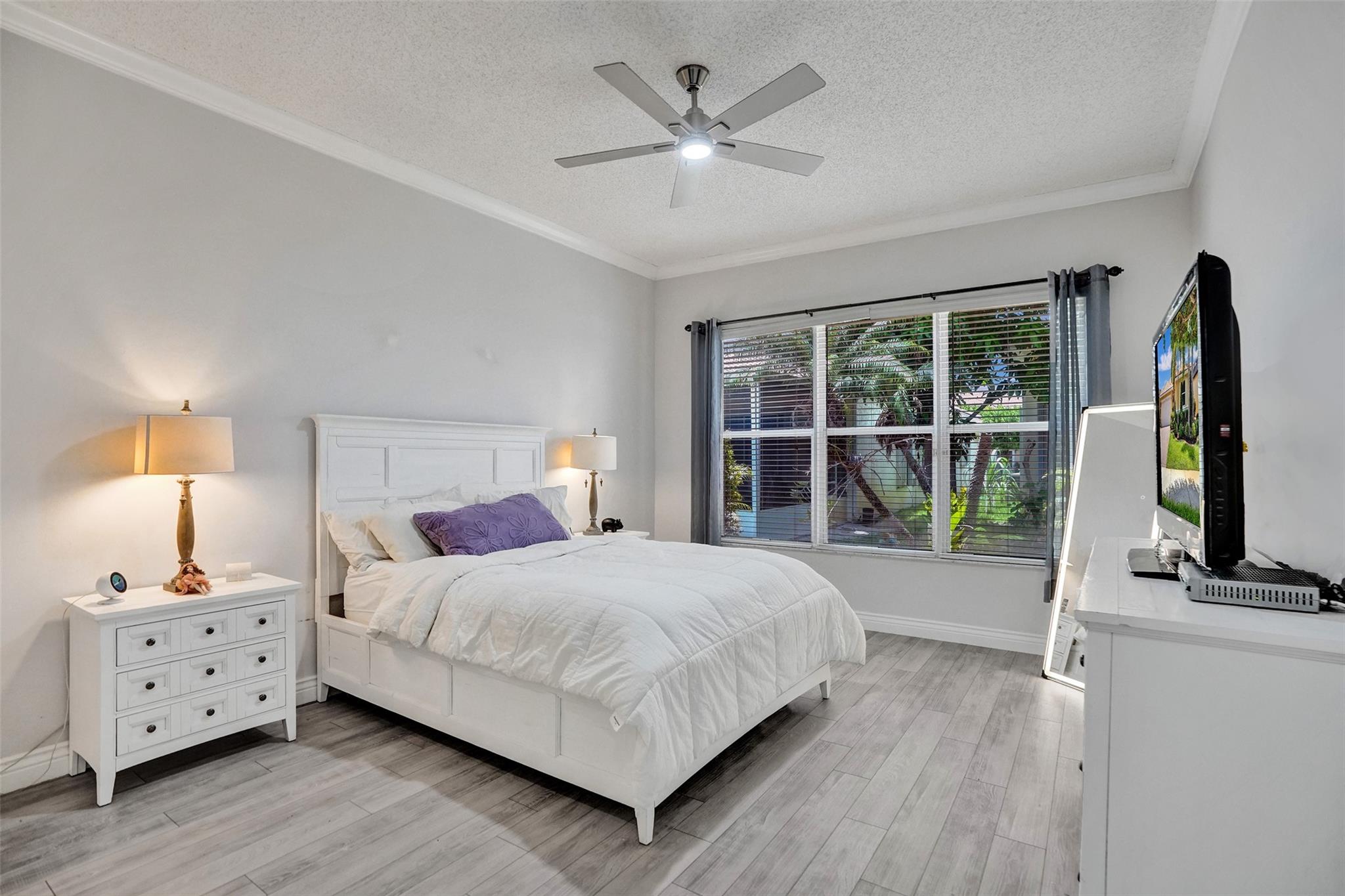 Pod 9 At Monarch Lakes 16 - Residential
