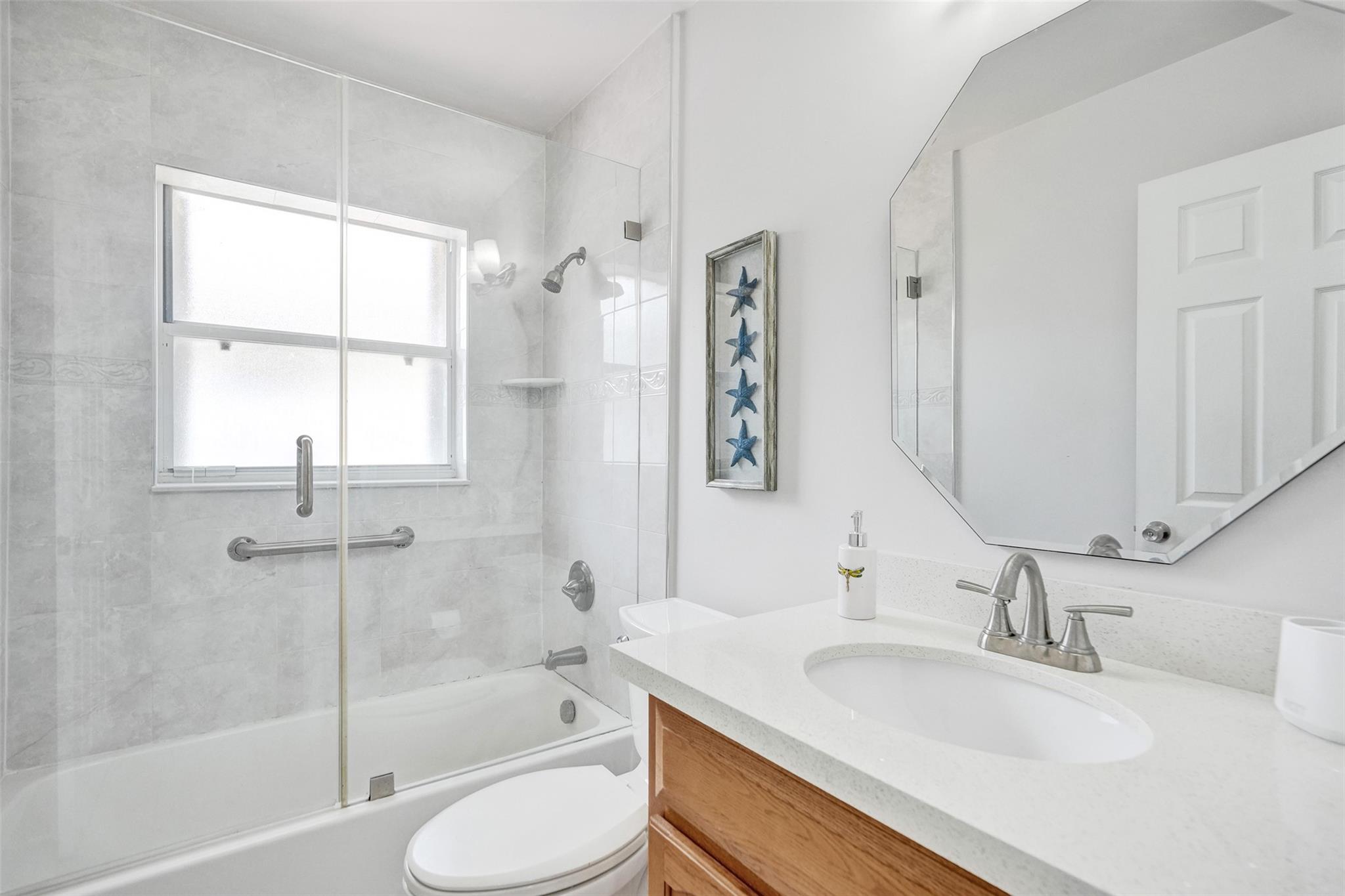 Pod 9 At Monarch Lakes 16 - Residential