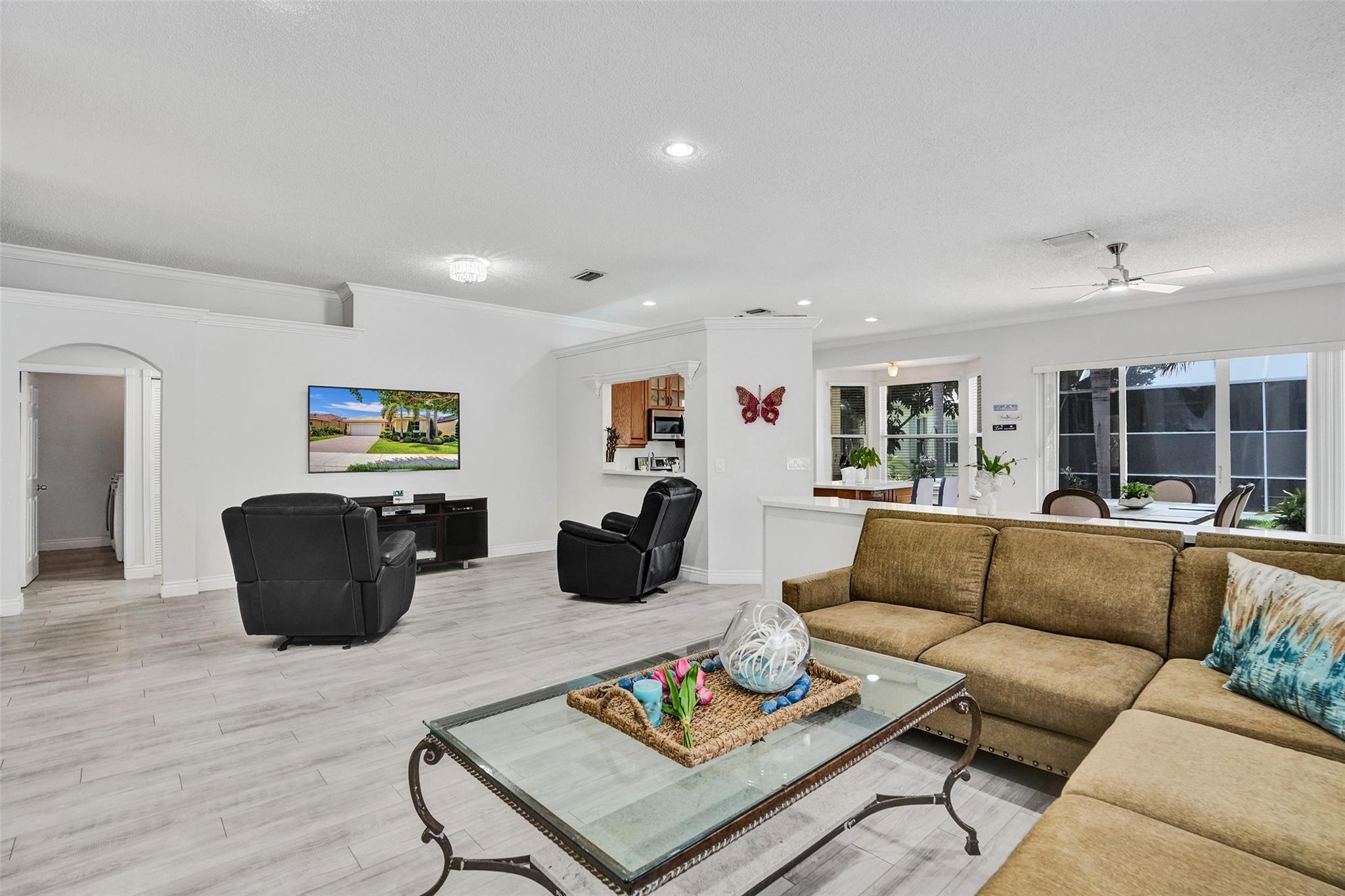 Pod 9 At Monarch Lakes 16 - Residential