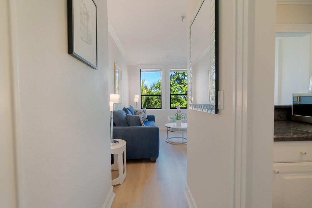 PALM BEACH HOTEL CONDO - Residential