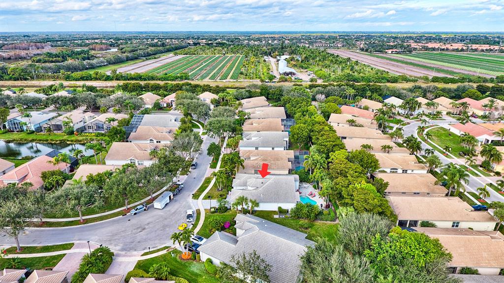 VALENCIA FALLS 9 - Residential