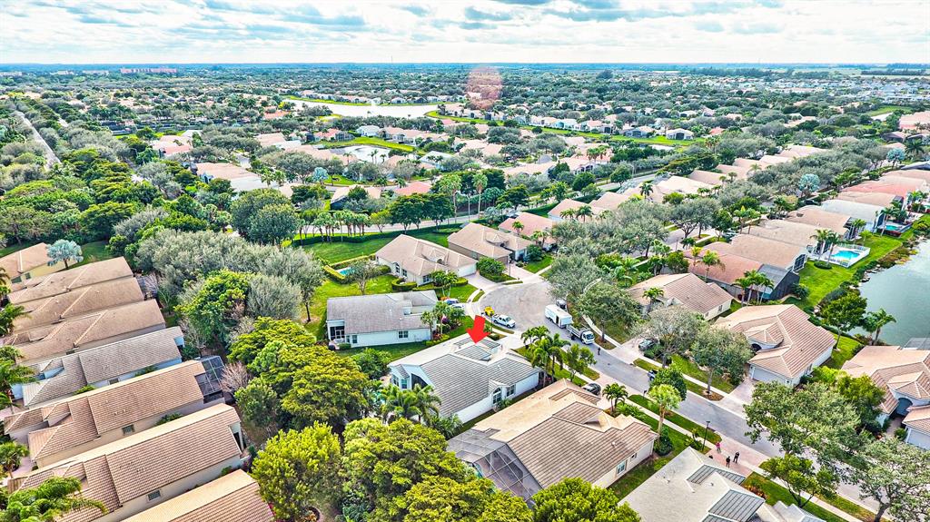 VALENCIA FALLS 9 - Residential