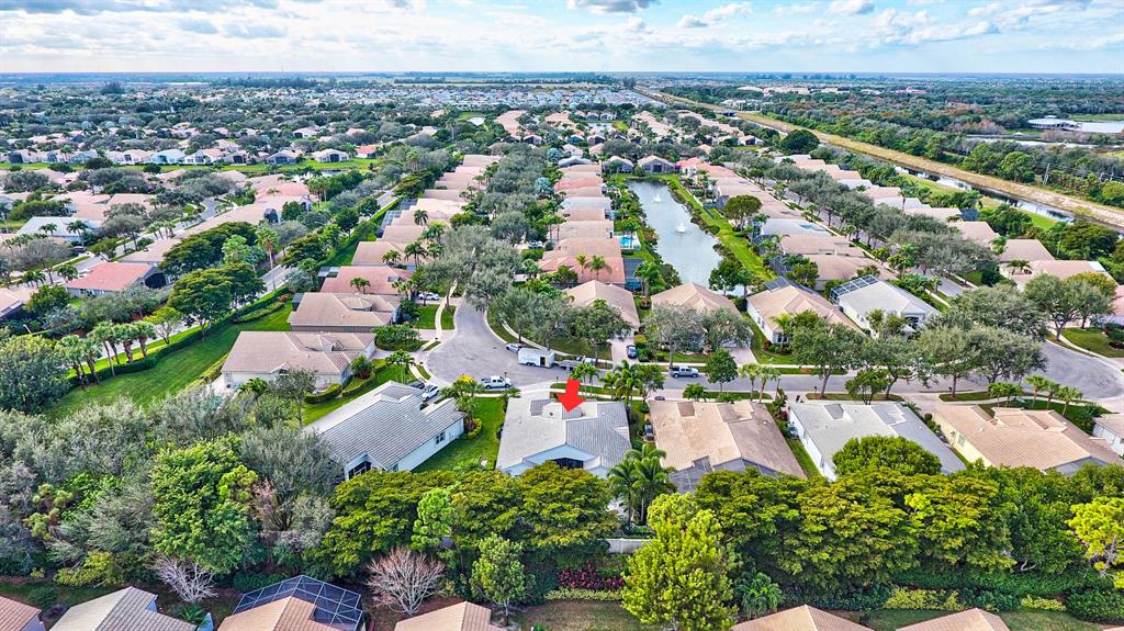 VALENCIA FALLS 9 - Residential