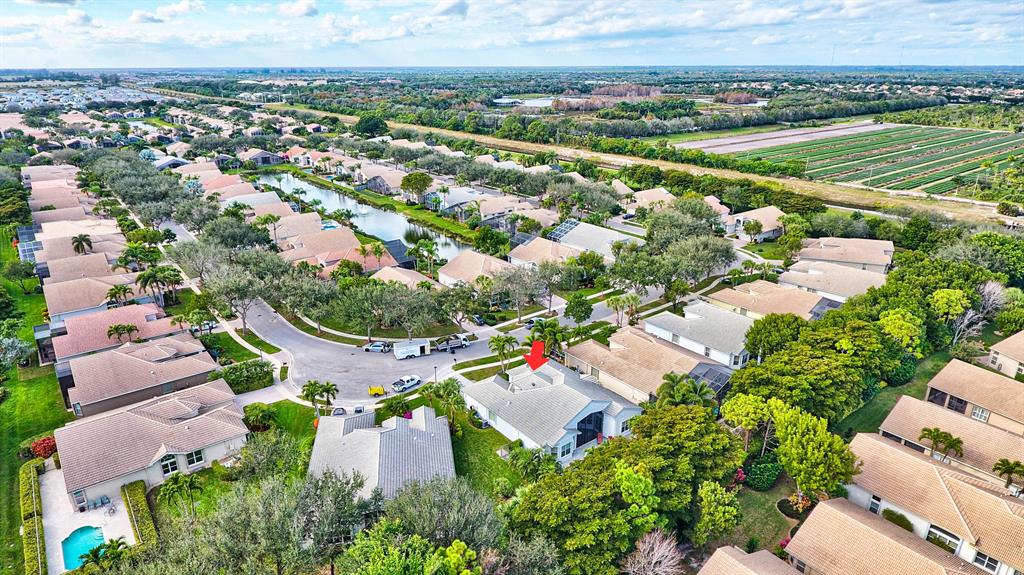 VALENCIA FALLS 9 - Residential