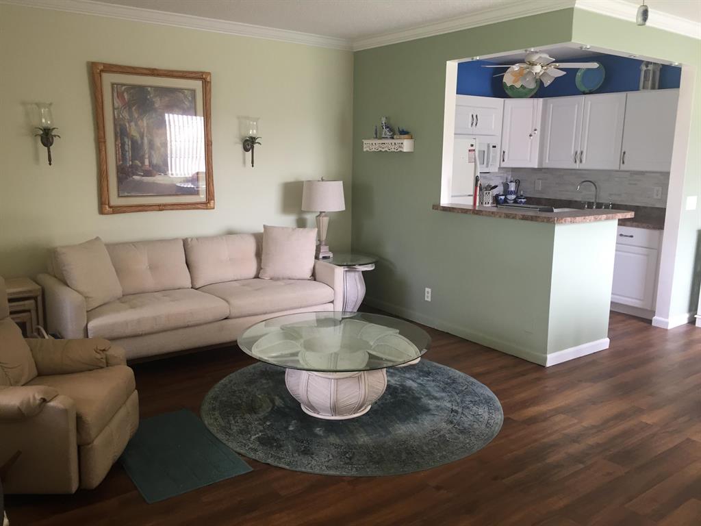 EASTHAMPTON CONDO - Residential
