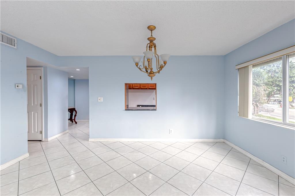 ROCAILLE CONDO APTS - Residential