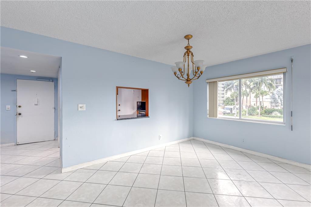 ROCAILLE CONDO APTS - Residential