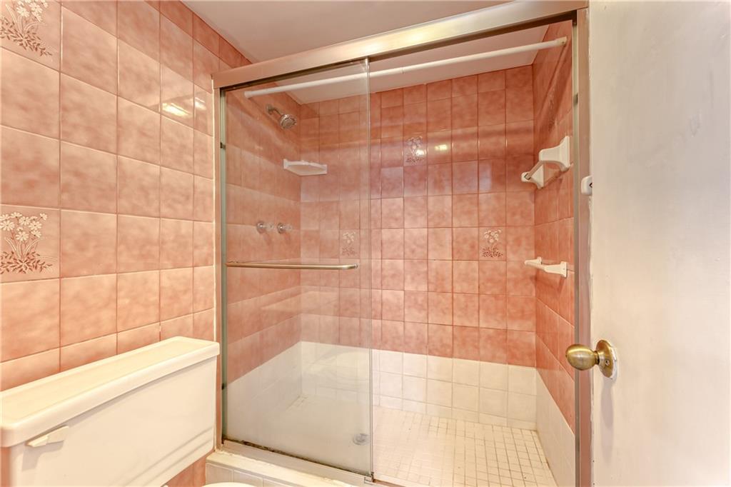 ROCAILLE CONDO APTS - Residential