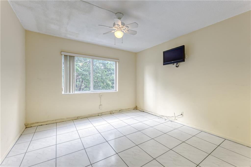 ROCAILLE CONDO APTS - Residential