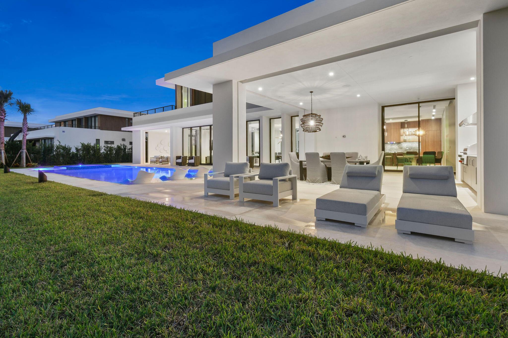 PANTHER NATIONAL AT AVENI - Residential