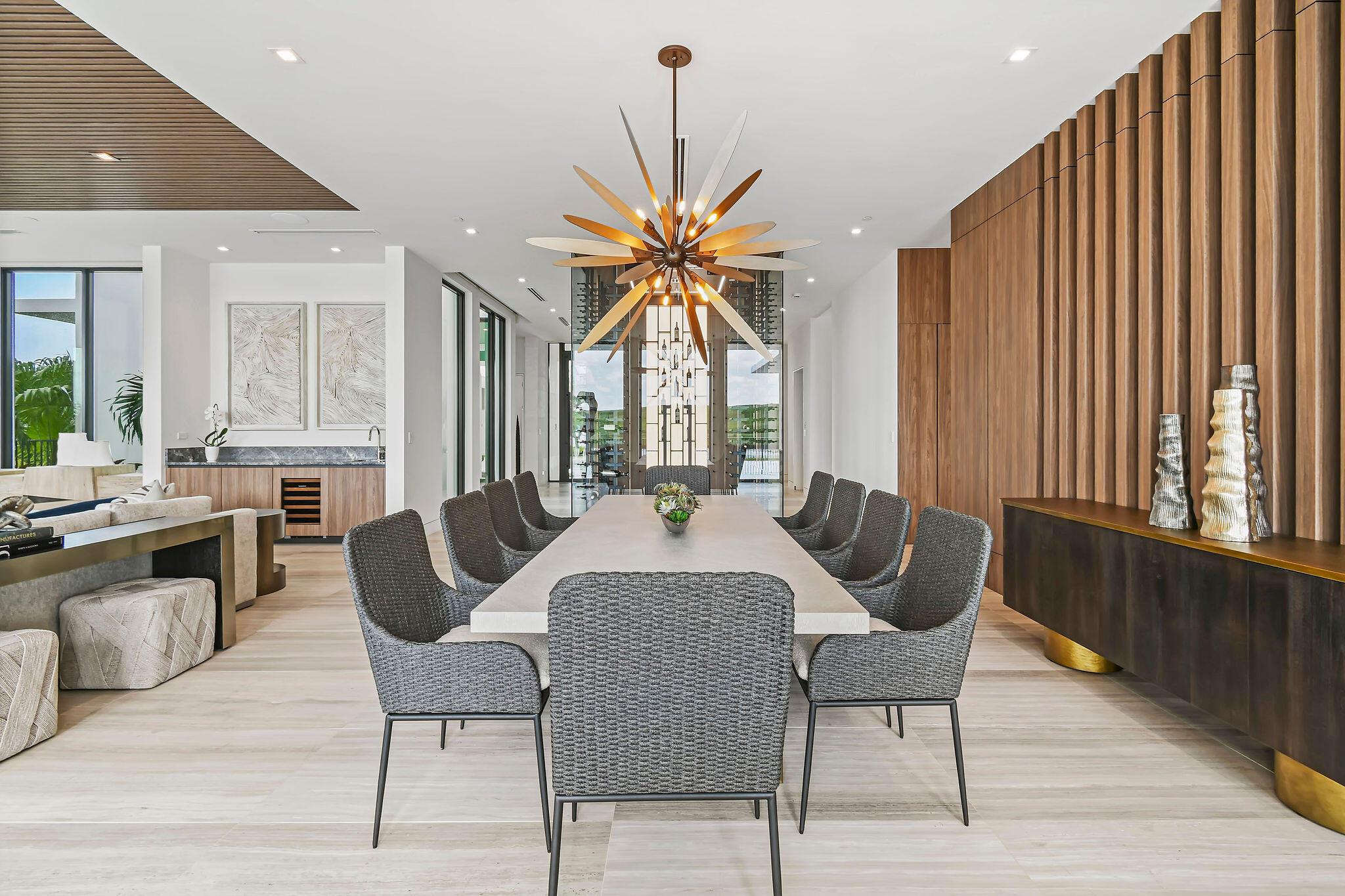 PANTHER NATIONAL AT AVENI - Residential