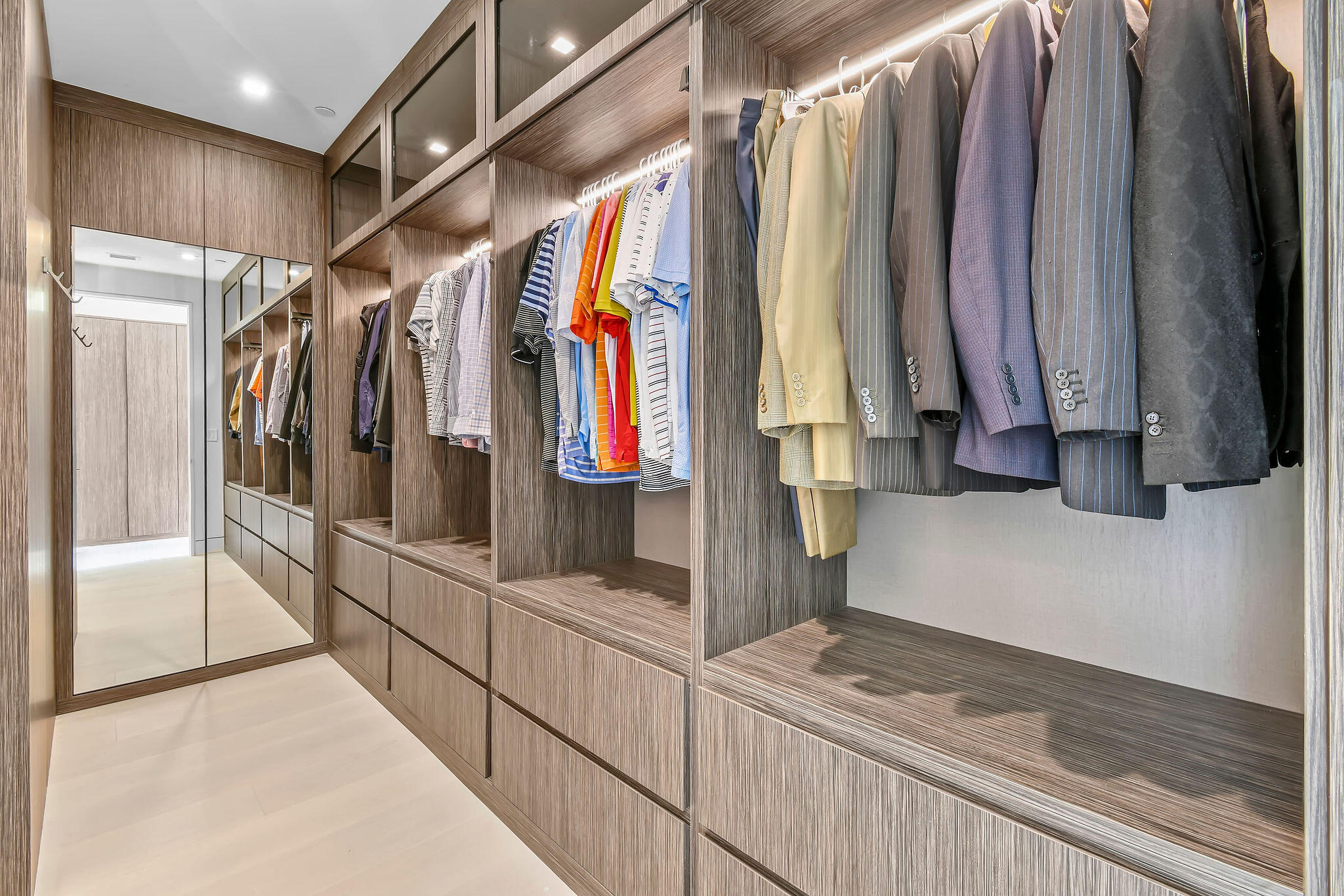 PANTHER NATIONAL AT AVENIR POD - Residential